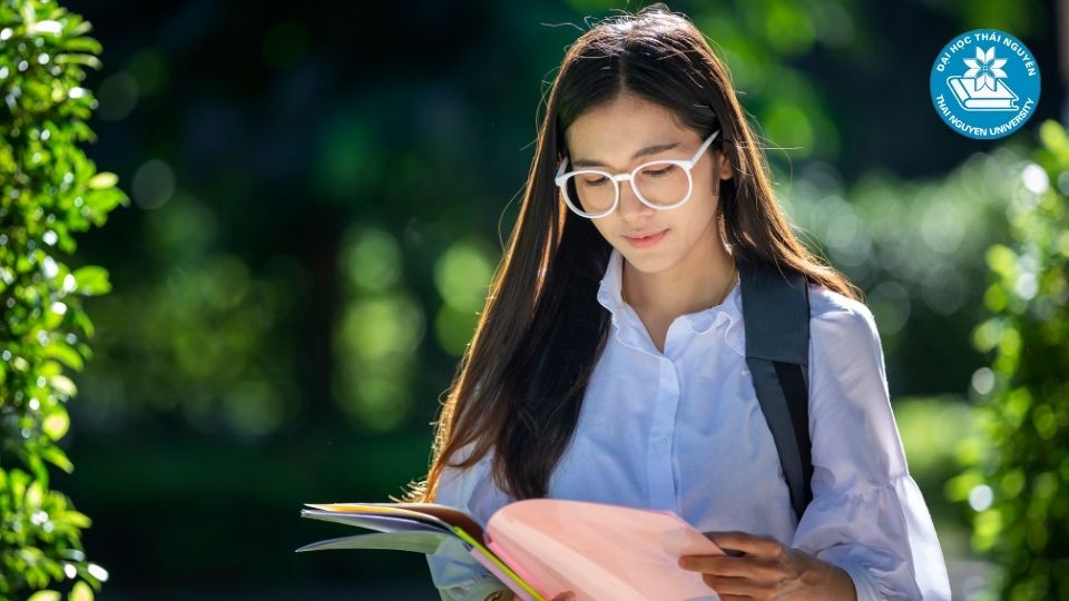 Học văn bằng 2 mất bao lâu?