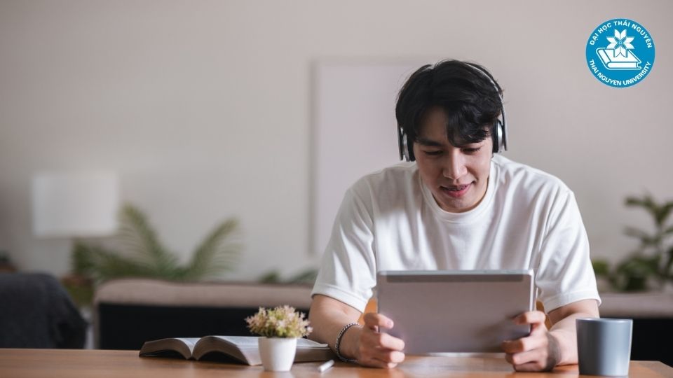 Tiêu chí đánh giá để biết học đại học từ xa trường nào tốt