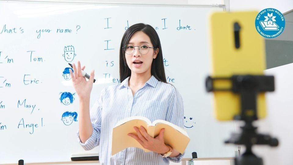 Các hình thức học đại học ngành ngôn ngữ Anh
