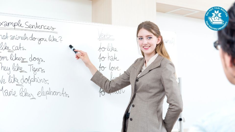Ngôn ngữ Anh nên học trường nào ở Hà Nội