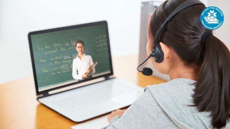 Học Các chuyên ngành ngôn ngữ Anh theo hệ từ xa tại đại học Thái Nguyên