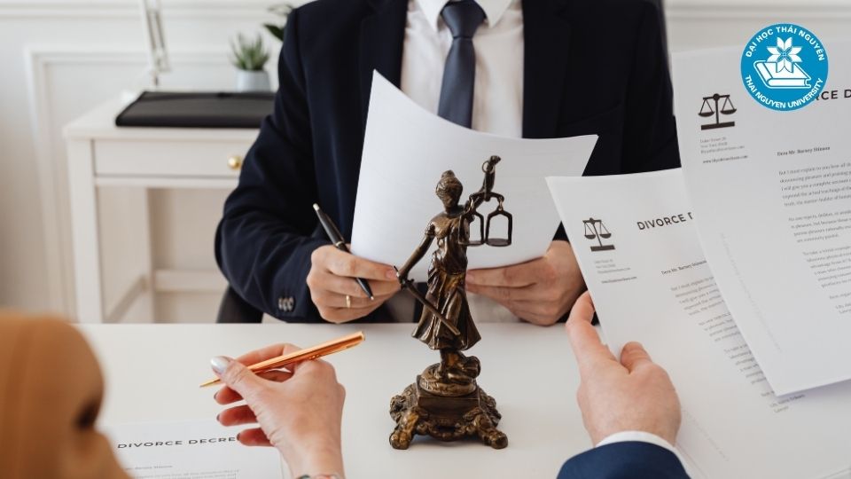 Sự bùng nổ của ngành luật kinh tế trong kỷ nguyên số