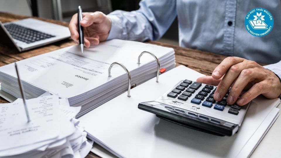 Điều kiện và thủ tục học văn bằng 2 kế toán