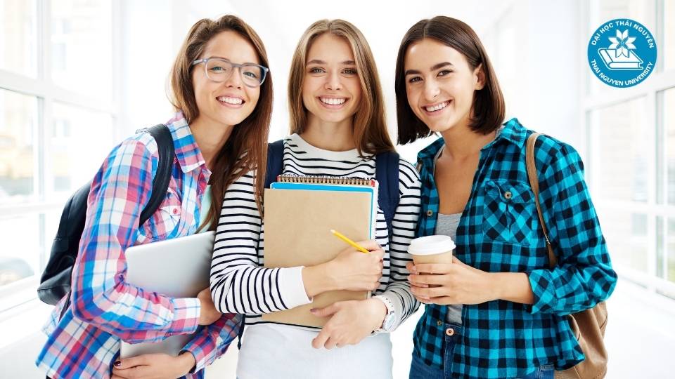 Liên thông trái ngành từ cao đẳng lên đại học là gì?