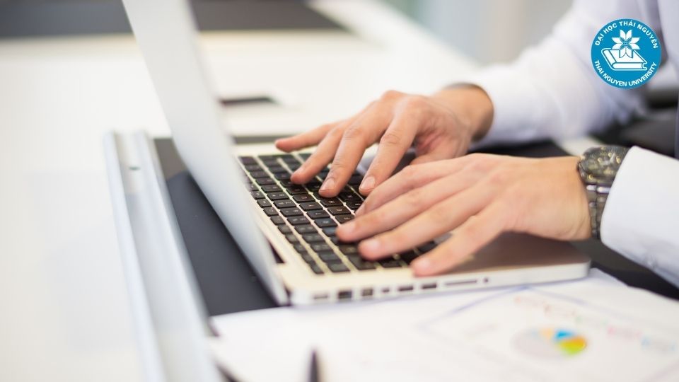 Quản trị kinh doanh nên học trường nào ở TPHCM