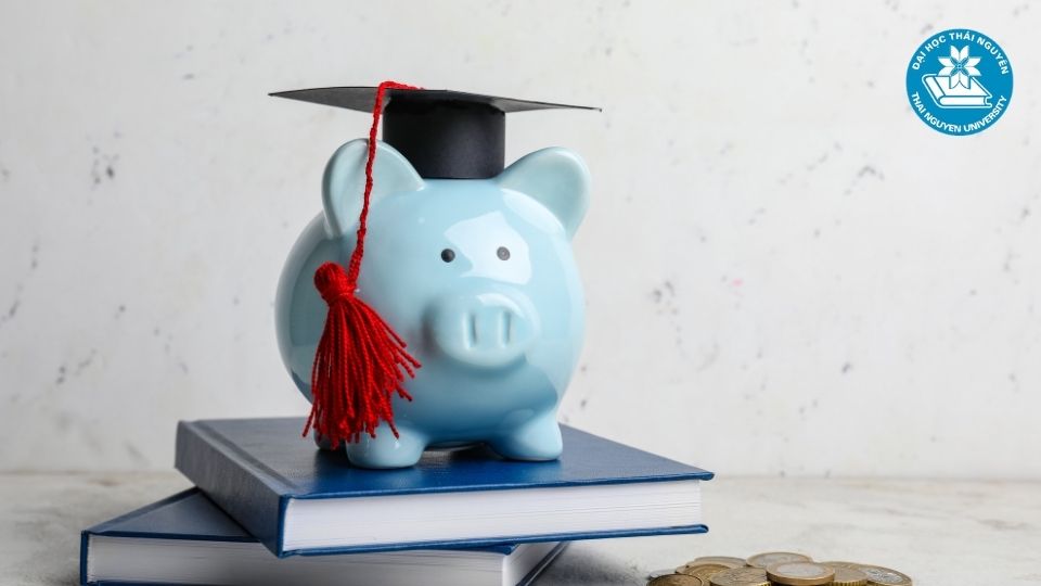 Chi phí học phí và những ưu điểm của ngành ngôn ngữ Trung hệ từ xa