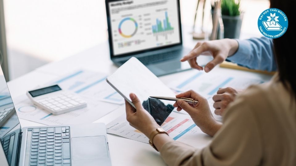 kinh nghiệm để học văn bằng 2 kế toán online hiệu quả