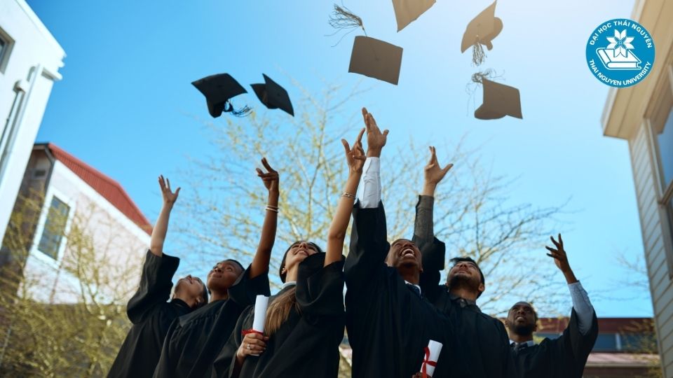 Tổng quan về học văn bằng 2 là gì