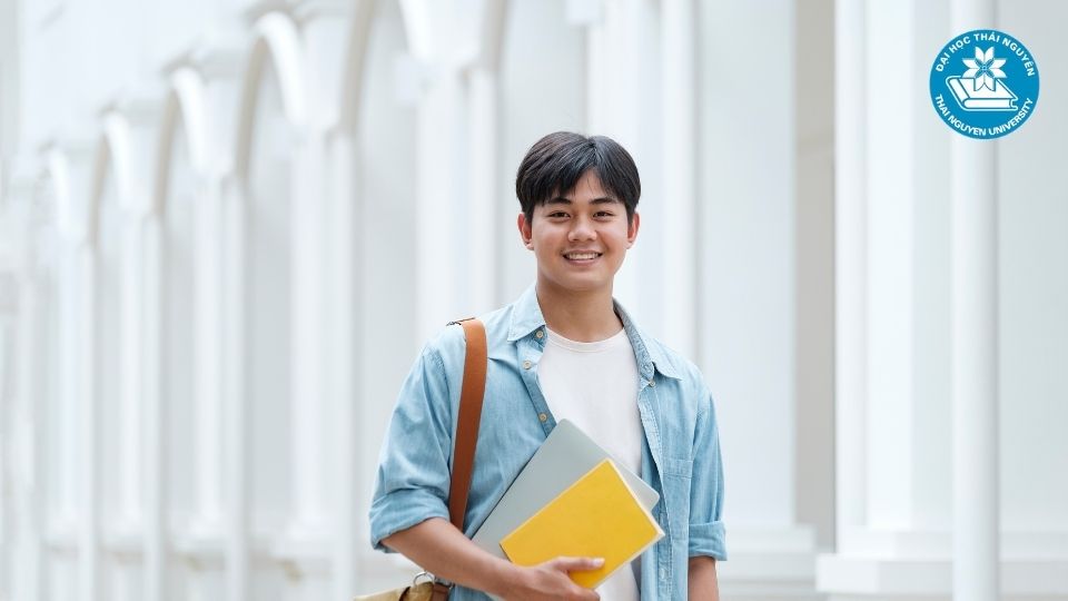 Điều kiện và quy trình xét tuyển liên thông