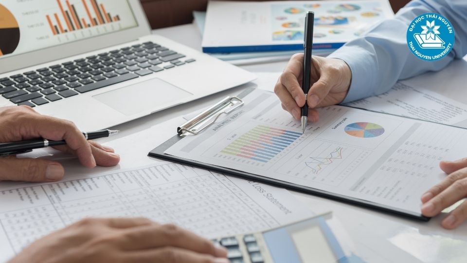 Học kế toán ra làm gì? những vị trí công việc đa dạng