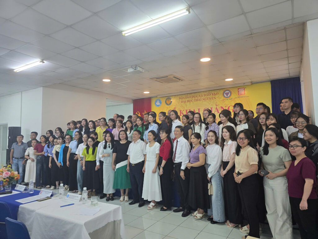 Học ngành quản trị kinh doanh tại Đại học Thái Nguyên hệ từ xa