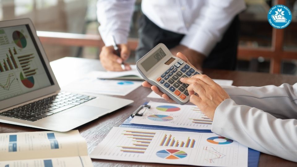 Chương trình đào tạo ngành kế toán từ xa là gì?