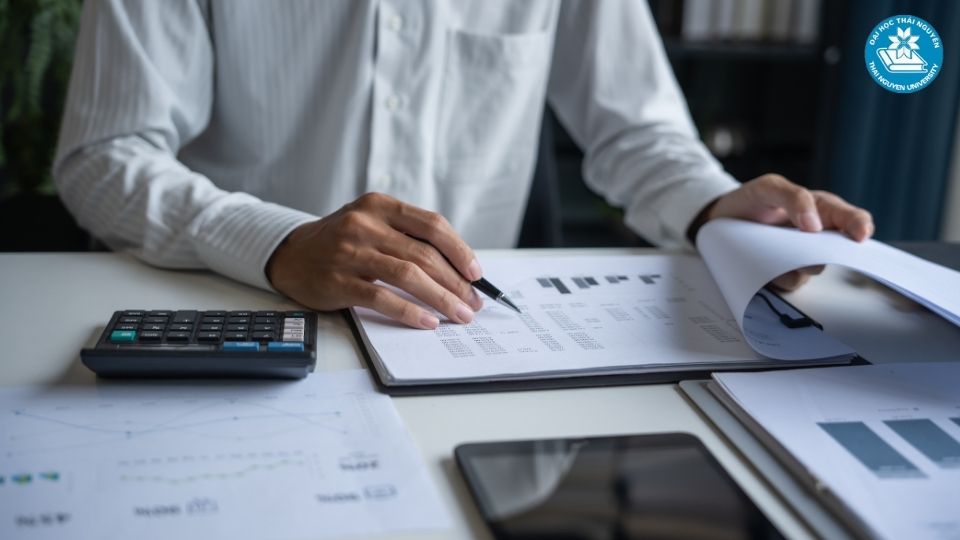 Kỹ năng chuyên môn và nền tảng nghiệp vụ vững chắc