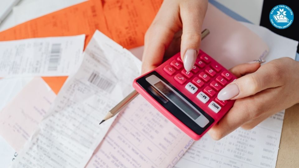 Cách vượt qua áp lực khi học các môn chuyên ngành khó