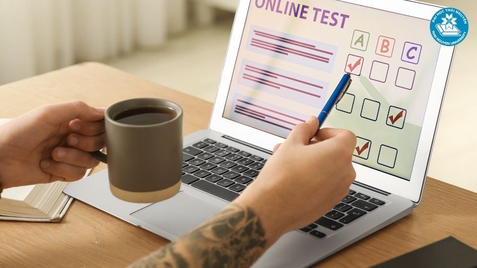 Những thế mạnh khi lựa chọn học ngành luật từ xa và văn bằng thứ 2